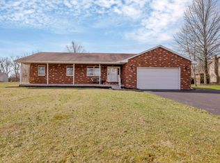 407 Chateaugay Dr SW, Pataskala, OH 43062