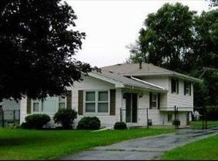 4914 Cross St, Downers Grove, IL