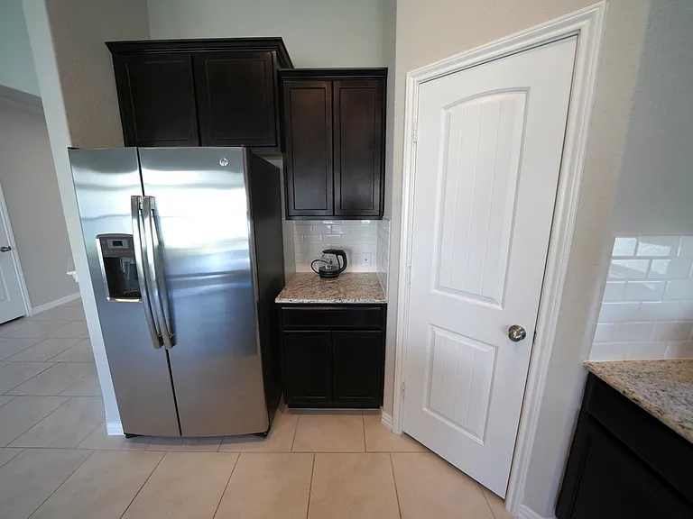 723 Gallorette Blf — Photo 24