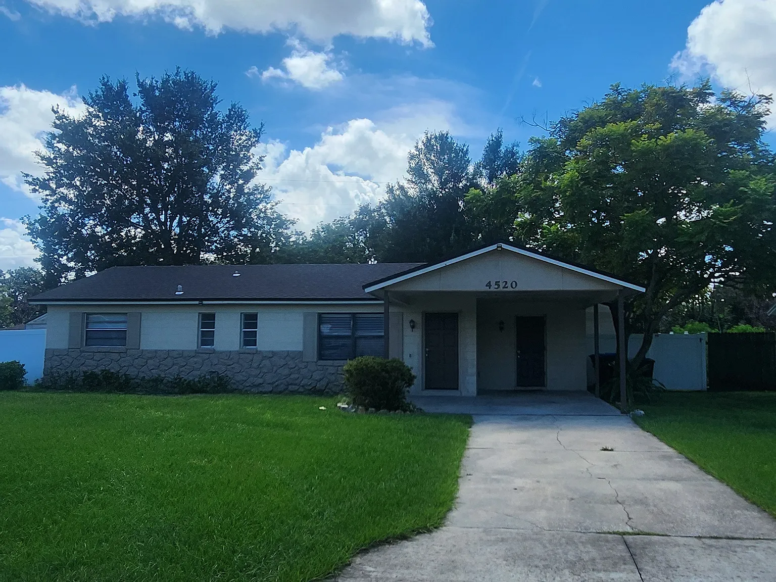 4 bed, 1300 sqft, $2,500 — Photo 1