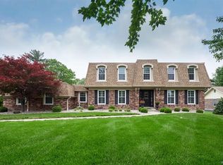 15903 Kettington Rd, Chesterfield, MO 63017