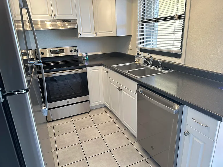 2711 N Highway A1A #C — Photo 6