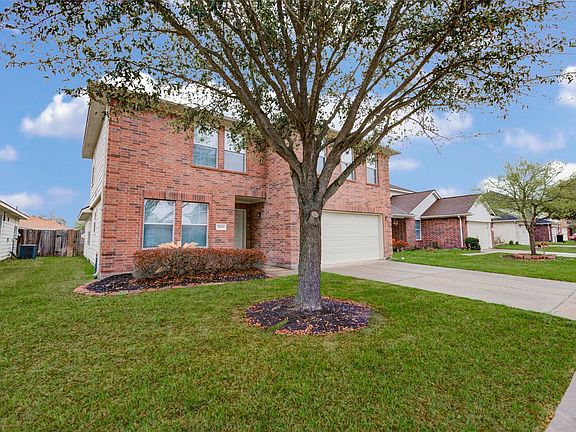4th image of 21614 Donata Cir