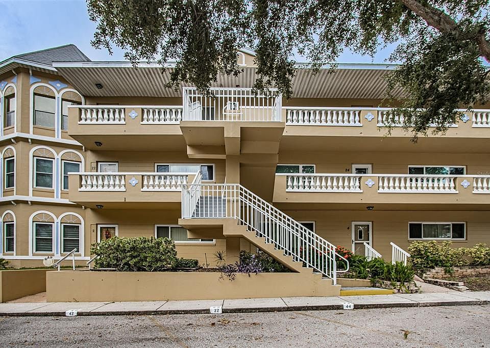 1st image of 2220 Spanish Dr APT 44
