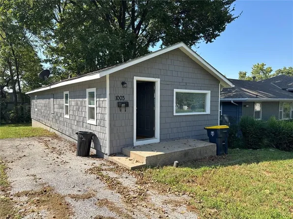 1003 E 83rd Ter, Kansas City, MO 64131