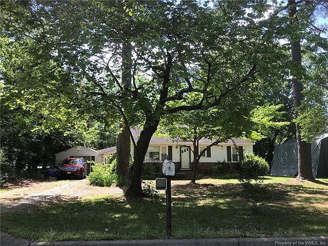 1st image of 107 Palace Ln