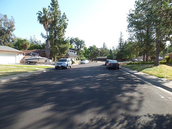 5th image of 2715 Angeles Ct