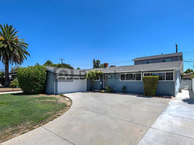 10050 Debra Ave — Photo 4