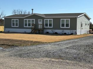 55 Barkman Ridge Rd, Hooks, TX 75561