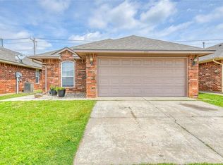 509 SW 35th St, Moore, OK 73160