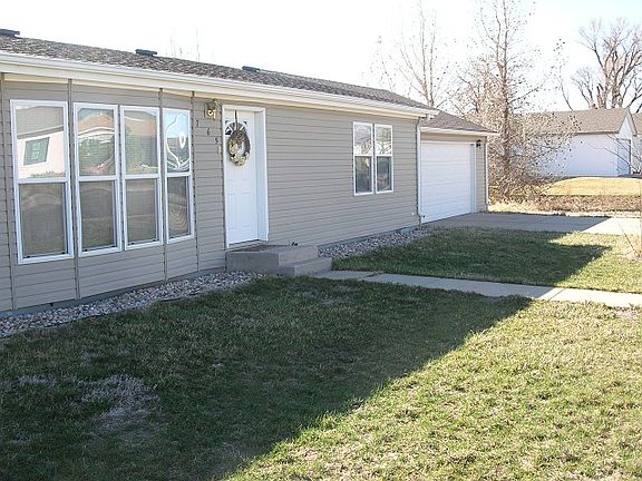 2nd image of 765 Roberts Ct