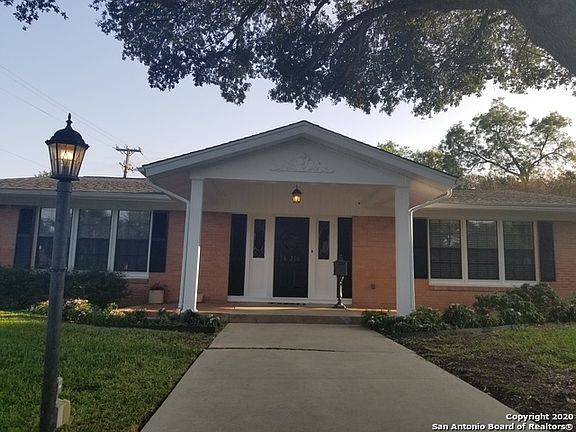 2nd image of 626 Larkwood Dr