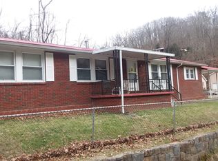550 Garrison Ave, Charleston, WV 25302