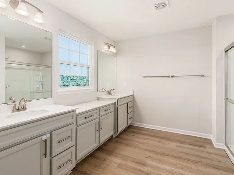 28 Royal Palm Ct #1 — Photo 44