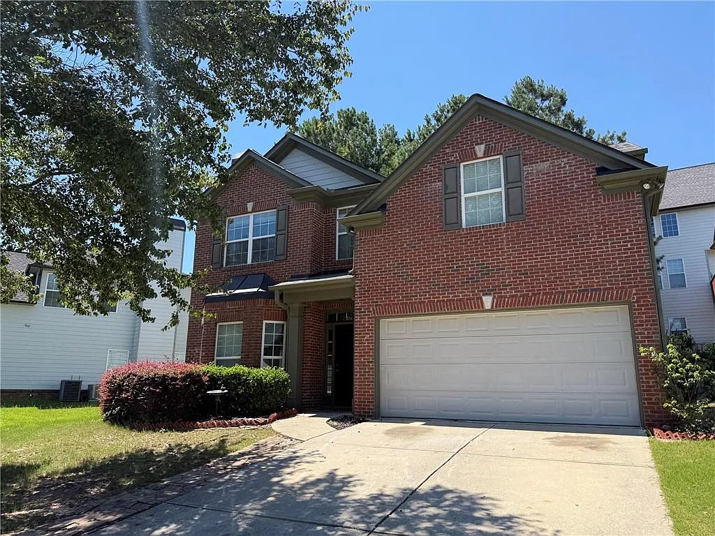 4 bed, 2.5 bath, 2142 sqft, $2,400 — Photo 1