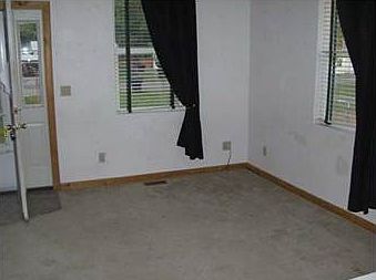 2nd image of 54 Van Buren St