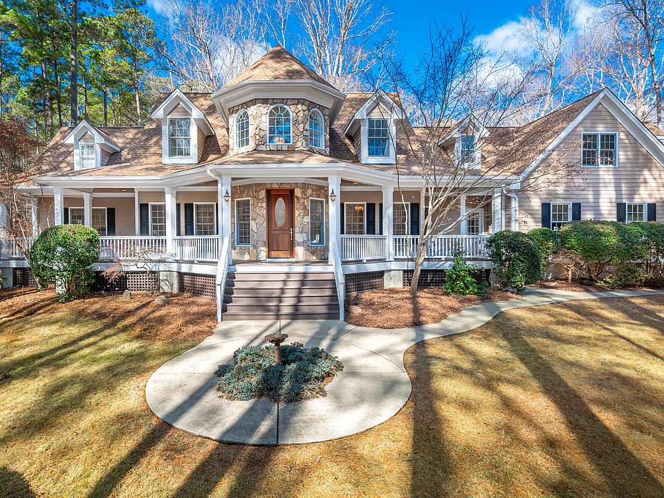 1st image of 233 Bartlett Dr