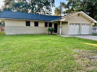 1704 Avenue H, Nederland, TX 77627
