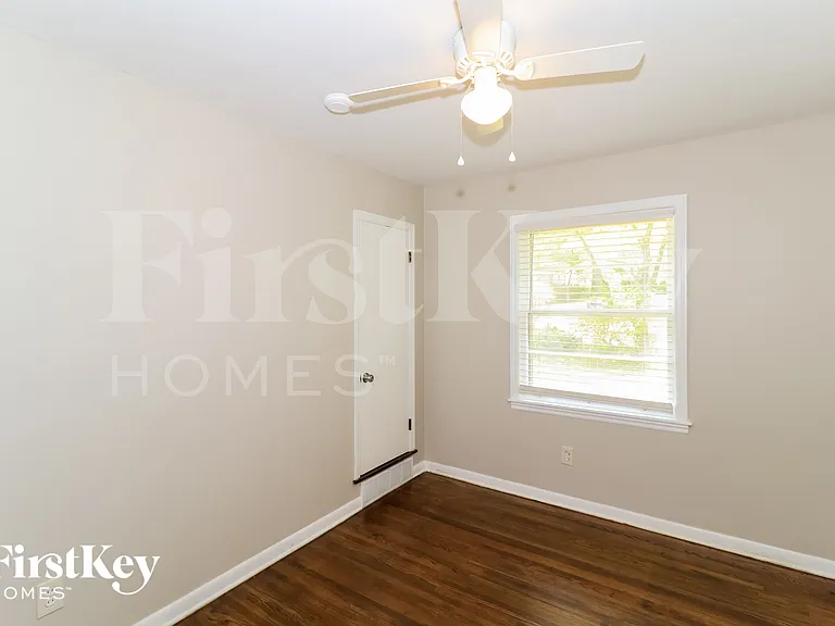 3021 Chaucer Ln — Photo 13