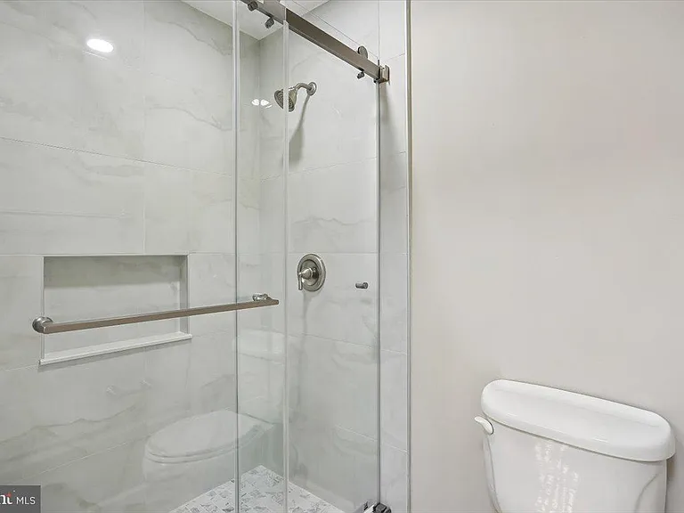 9106 Jones Mill Rd — Photo 16
