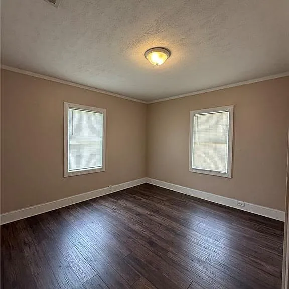 1011 Peek St NW — Photo 8
