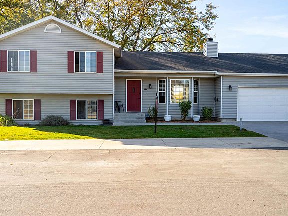 3rd image of 112 Seminole Cir