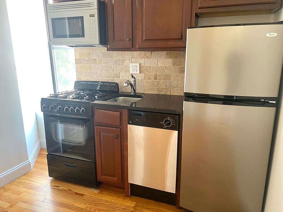 1st image of 222 Thompson St #19A