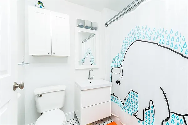 Rented by Re/Max In The City | media 9