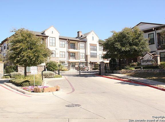5th image of 7342 Oak Manor Dr