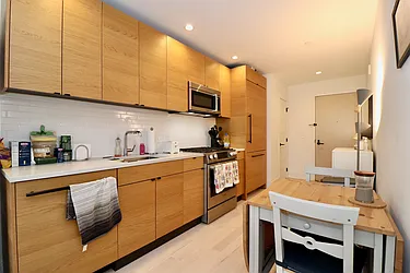 10 Provost Street, #314