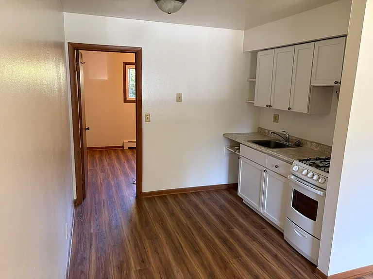 315 Prospect Ave #3 — Photo 3