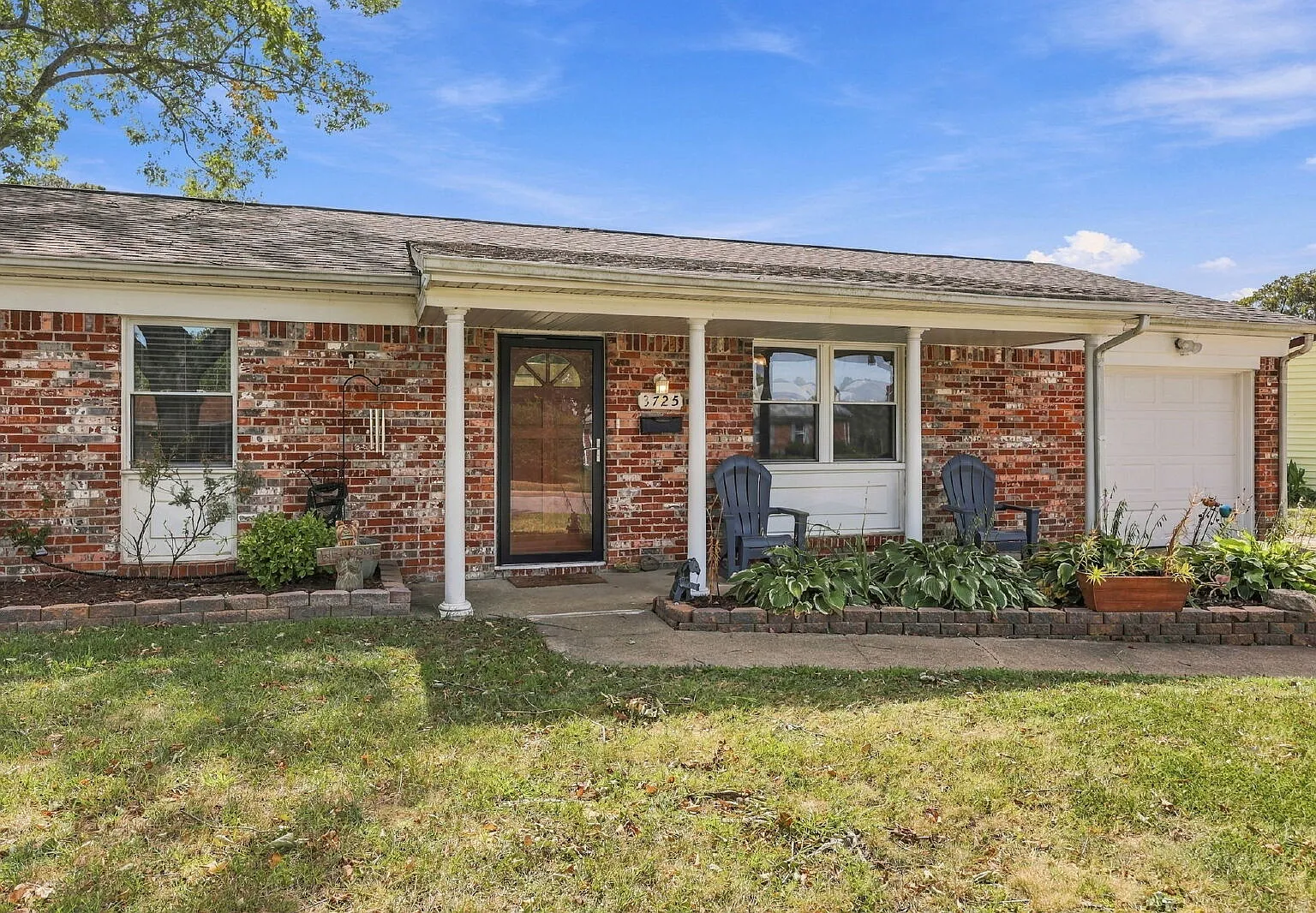 3 bed, 2.0 bath, 1450 sqft, $2,500 — Photo 1