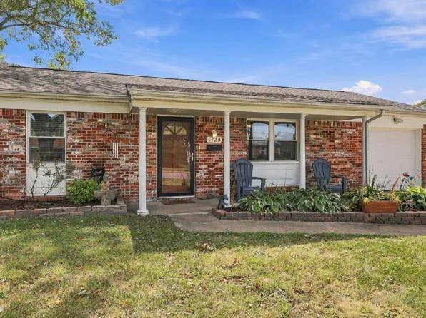 3725 Forest Glen Rd, Virginia Beach, VA 23452