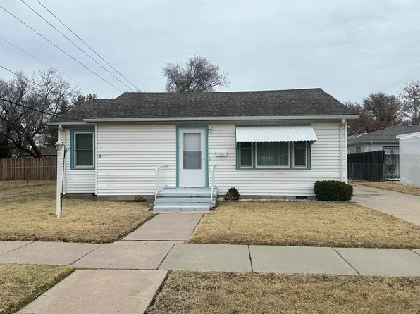 118 E 4th St, Valley Center, KS 67147