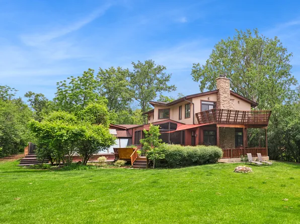 2419 Riverwoods Rd, Riverwoods, IL 60015