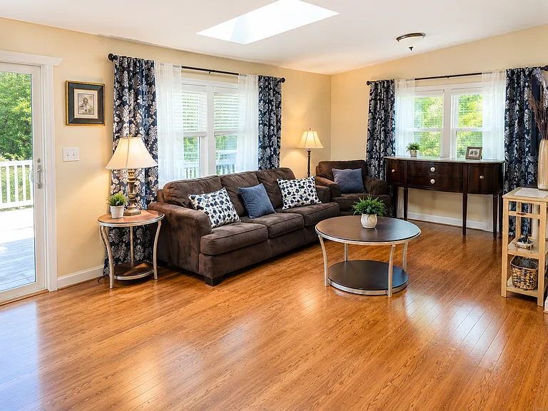 10 Roe Cir — Photo 11