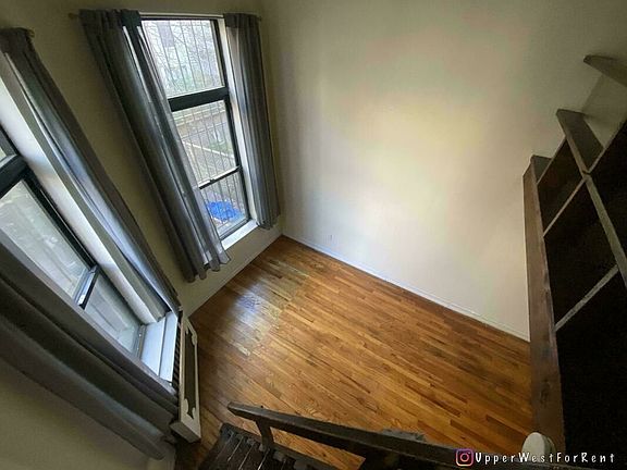 4th image of 11 W 82nd St APT 2A