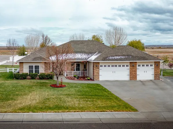 532 N Road 11, Worland, WY 82401