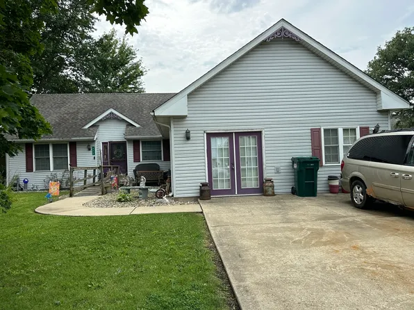 625 Diversatech Dr S, Manteno, IL 60950