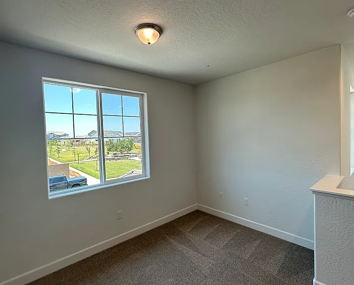 311 S Peters Rd — Photo 18