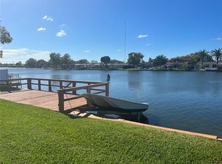 2151 Riomar Dr, Holiday, FL 34691