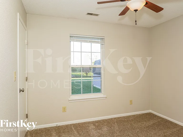 1880 Long Lake Dr — Photo 14