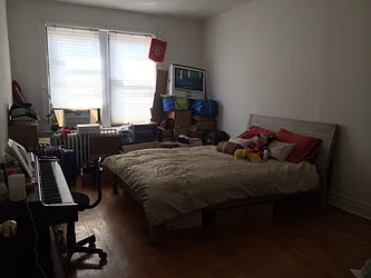 Rented by Realty 2000 Corp