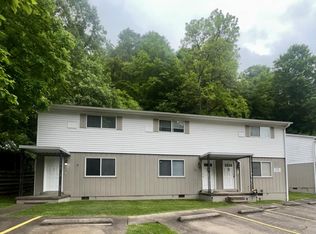 616 Garrison Ave #C, Charleston, WV 25302