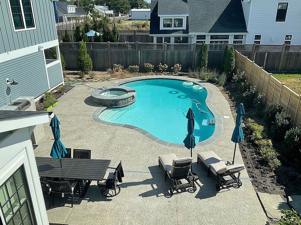 2nd image of 416 Virden Way