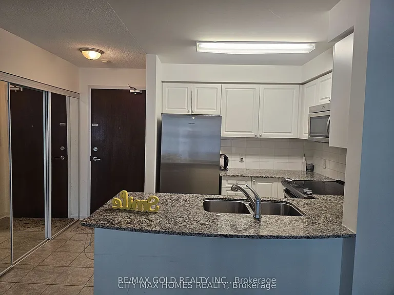 50 Via Rosedale Way #116 — Photo 9