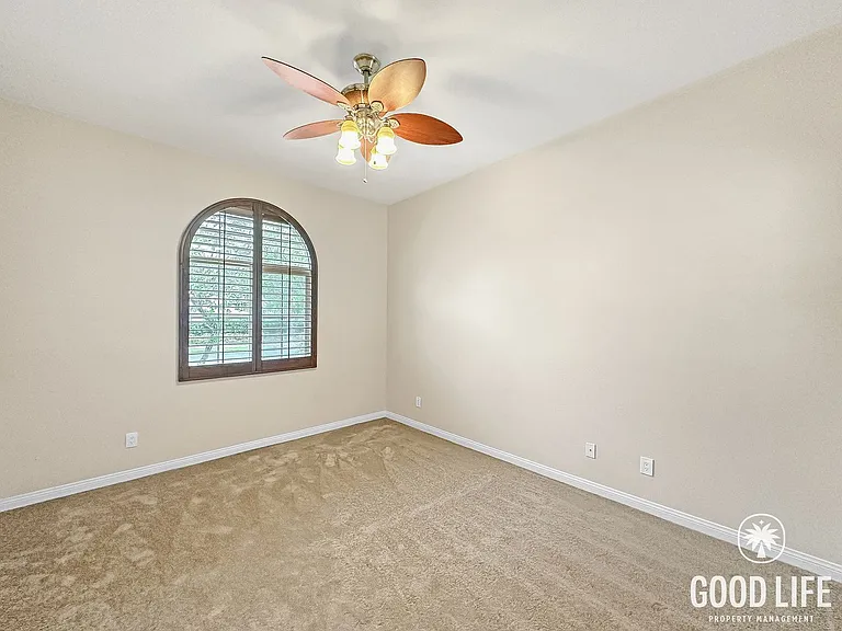 1348 N Paradise Ridge Way — Photo 16
