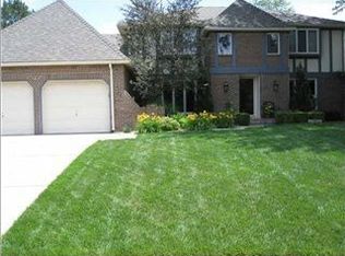 8445 E Stoneridge Ln, Wichita, KS 67206