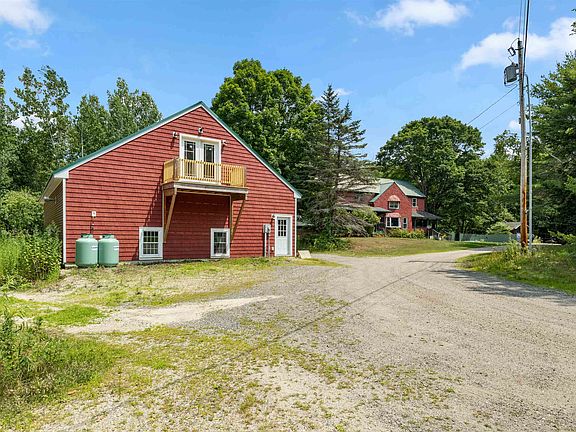 3rd image of 128 Willey Road