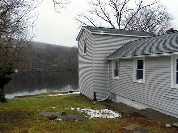 Listing Photo Side 2013